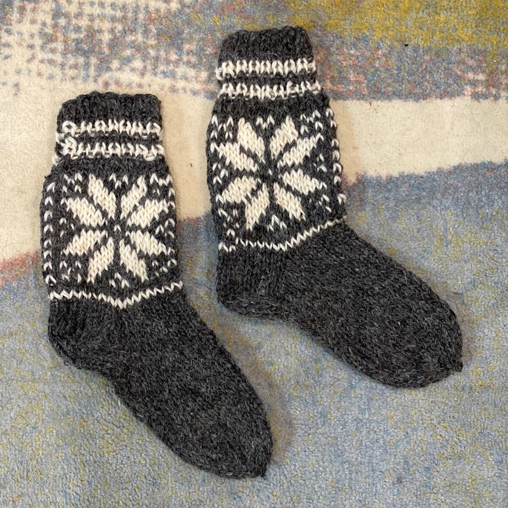 Handmade Icelandic socks/stockings